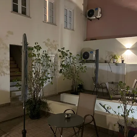 Alfama - Апартаменты